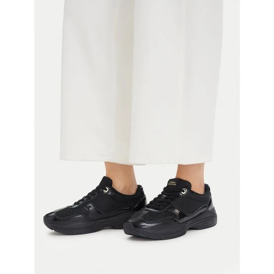 Obrázek produktu Sneakersy Tommy Hilfiger Modern Runner Shiny Leather FW0FW09413 Černá