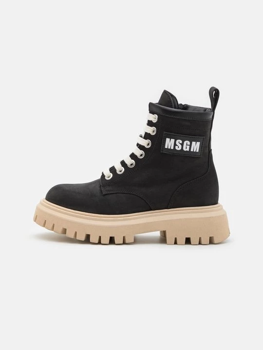 Obrázek produktu Šněrovací kotníkové boty MSGM černá