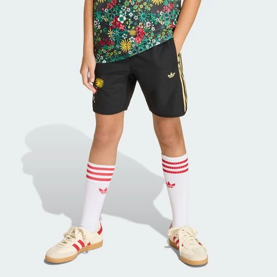Obrázek produktu Šortky adidas Originals x Liberty London REGULAR černá