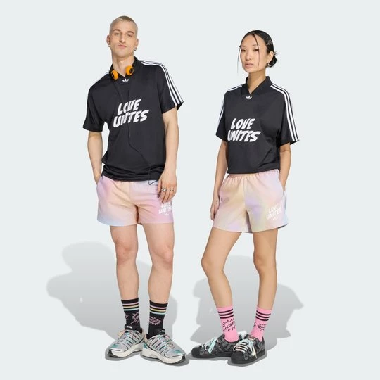 Obrázek produktu ŠORTKY LOVE UNITES AOP (VODĚODOLNÉ) Adidas