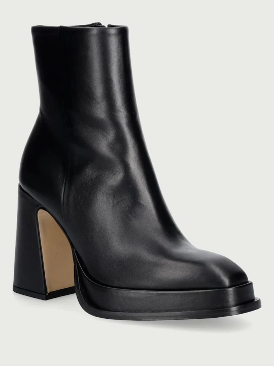 Obrázek produktu Souliers Martinez kotníkové boty dámské kožené NOVA CHUECA černá