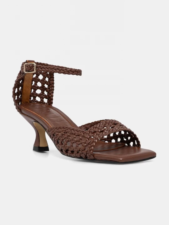 Obrázek produktu Souliers Martinez sandály na nízkém podpatku kožené VERONICA hnědá