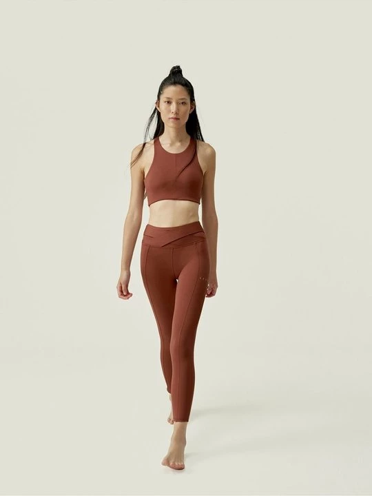 Obrázek produktu Sportovní podprsenky se střední oporou Born Living Yoga