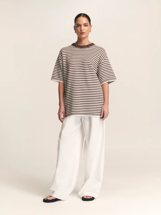 Obrázek produktu St MRLO Oversized tričko 'Vacation' hnědá / bílá