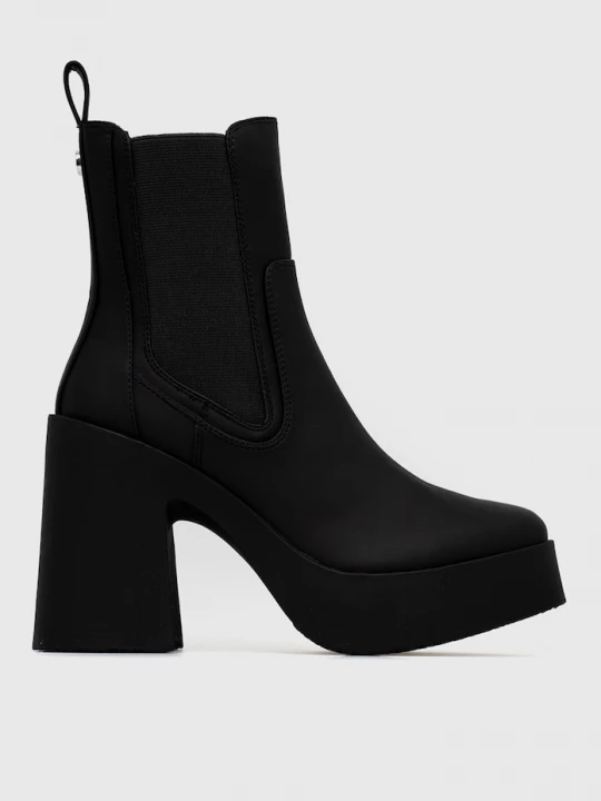 Obrázek produktu Steve Madden Boty s gumou Steve Madden černá