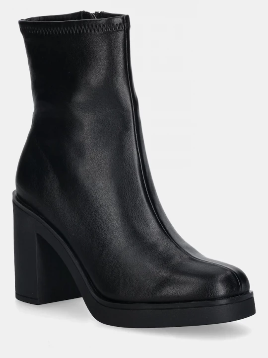 Obrázek produktu Steve Madden Nízké kozačky Steve Madden Mesmerize černá