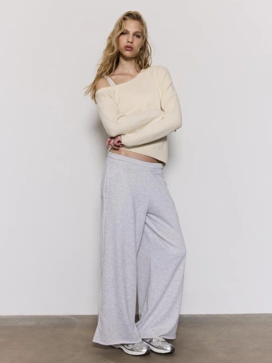 Obrázek produktu Stradivarius Asymetrický Pletený Svetr Ecru