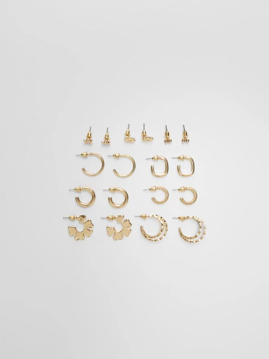 Obrázek produktu Stradivarius Balení 9 Párů Náušnic S Motivem Květu Gold