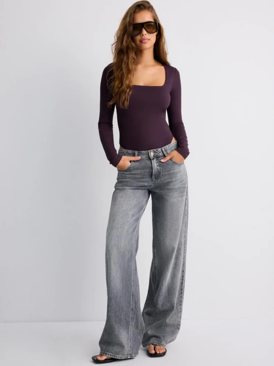 Obrázek produktu Stradivarius Body Hranatým Výstřihem A Dlouhým Rukávem Dark Purple