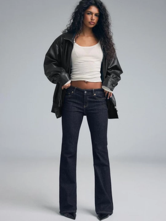 Obrázek produktu Stradivarius D67 Džíny Slim Bootcut Tmavě Modrá
