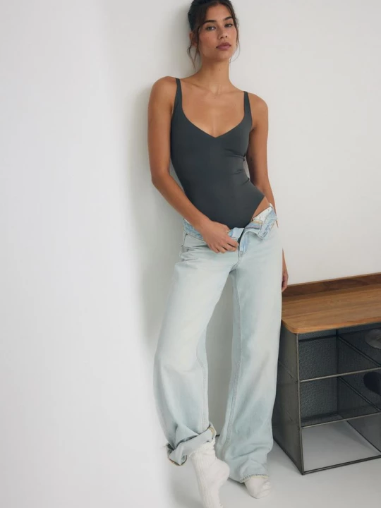 Obrázek produktu Stradivarius D92 Džíny Straight Wide S Roztržením Tmavě Černá