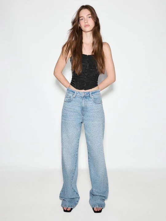 Obrázek produktu Stradivarius Džíny Straight Fit Se Třpytkami Středně Modrá