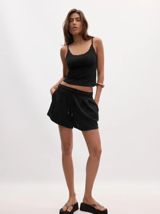Obrázek produktu Stradivarius Jemné Šortky Se Záševky Black