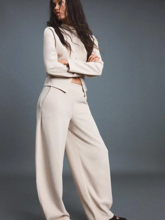 Obrázek produktu Stradivarius Jogger Kalhoty Barrel S Jemným Omakem Stone