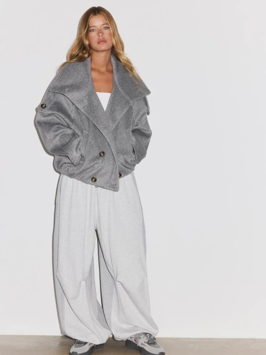 Obrázek produktu Stradivarius Kabát Oversize S Vysokým Límcem Šedá