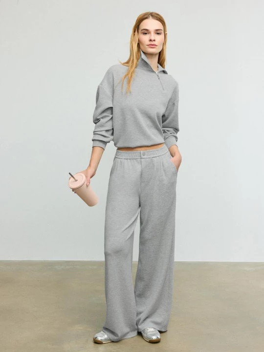 Obrázek produktu Stradivarius Kalhoty Se Záševky S Měkkým Omakem Grey Melange