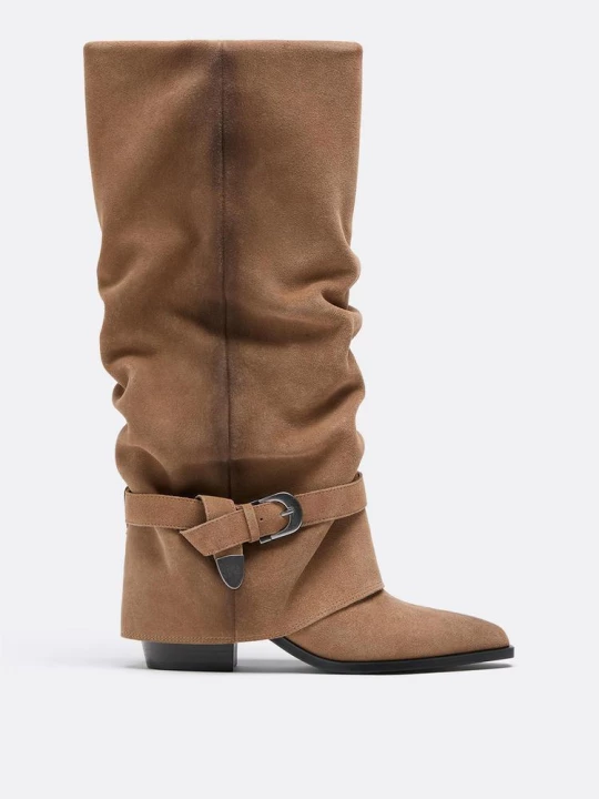 Obrázek produktu Stradivarius Kožené Kozačky Slouchy Na Podpatku Béžová