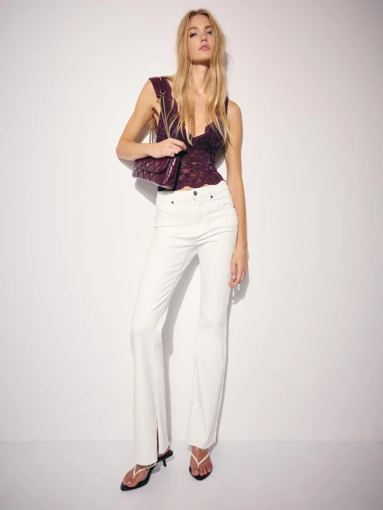 Obrázek produktu Stradivarius Krajkový Top Se Širokými Ramínky Purple
