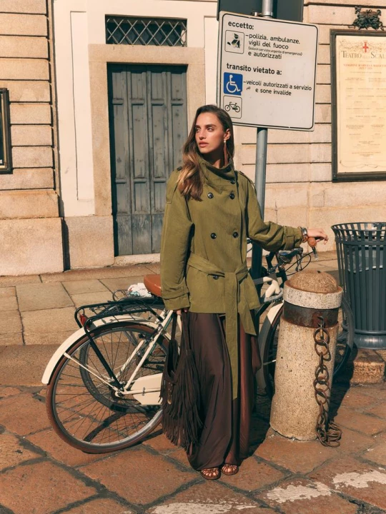 Obrázek produktu Stradivarius Krátký Trenčkot S Vysokým Límcem Khaki