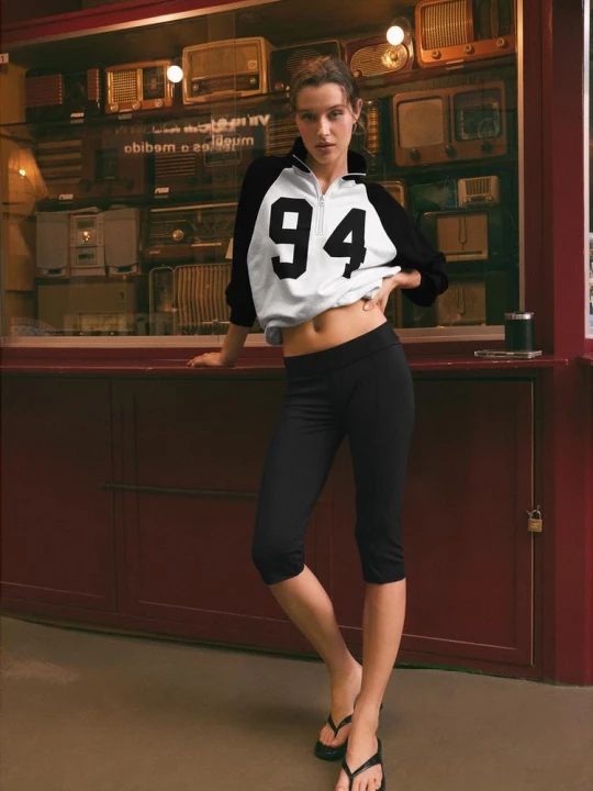 Obrázek produktu Stradivarius Legíny Capri Elastickým Detailem Black
