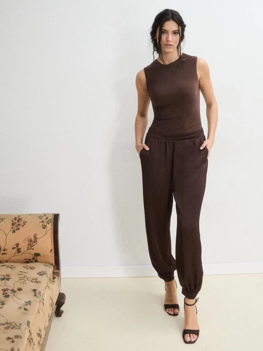 Obrázek produktu Stradivarius Overal Se Saténovým Halter Efektem Brown