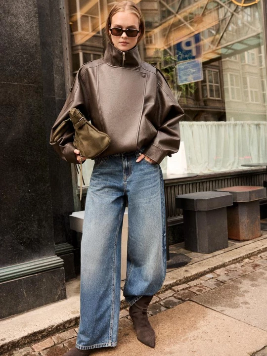 Obrázek produktu Stradivarius Oversize Biker Bunda Z Imitace Kůže Brown