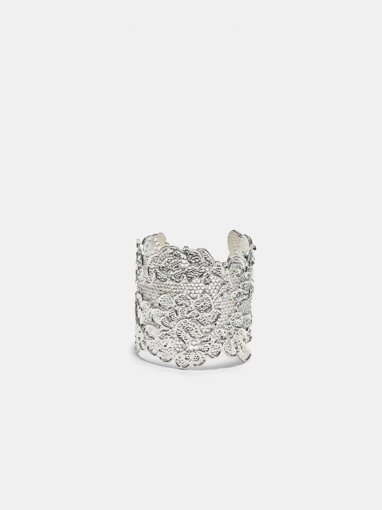 Obrázek produktu Stradivarius Pevný Náramek S Efektem Krajky Grey