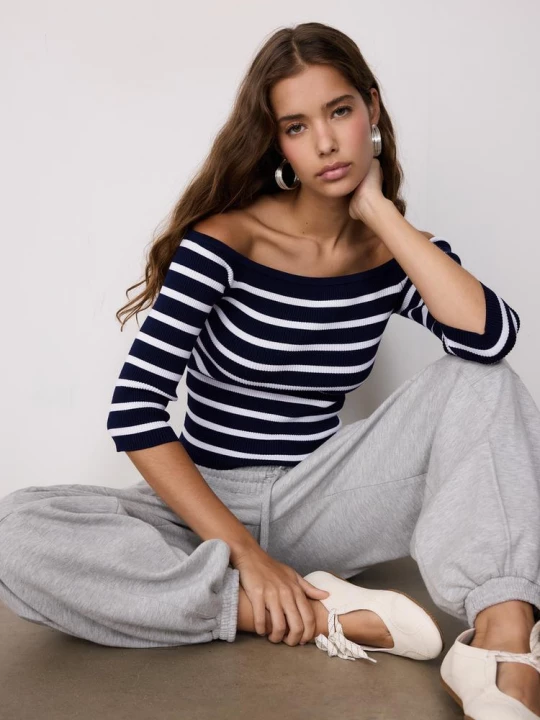 Obrázek produktu Stradivarius Přiléhavý Proužkovaný Úpletový Svetr Dark Blue