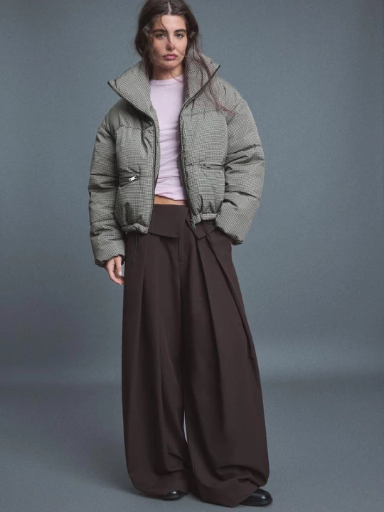 Obrázek produktu Stradivarius Prošívaná Bunda Crop S Vysokým Límcem A Kostkami Beige