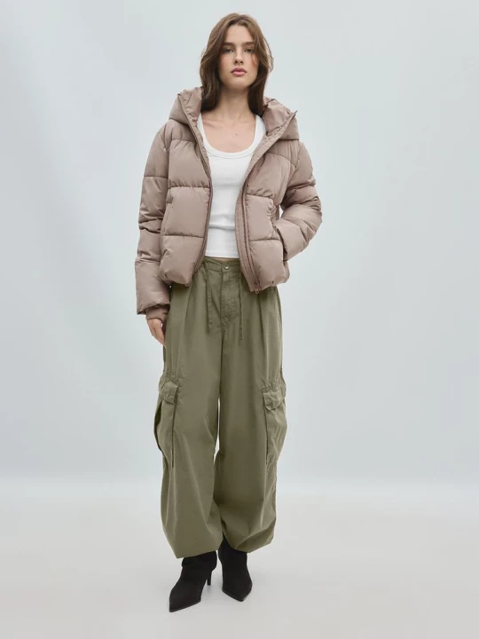 Obrázek produktu Stradivarius Prošívaná Bunda S Kapucí Brown