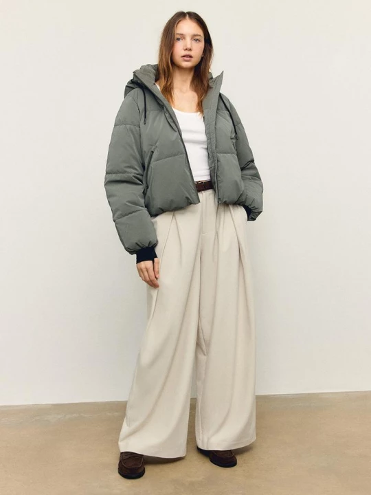 Obrázek produktu Stradivarius Prošívaná Bunda S Kapucí Khaki