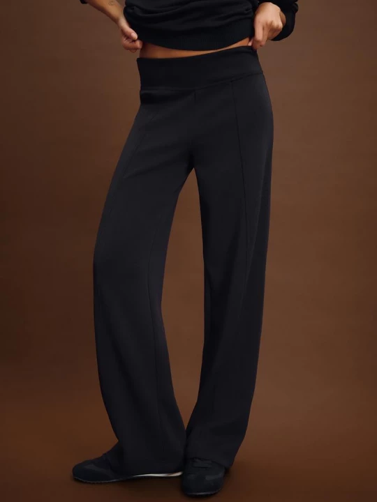 Obrázek produktu Stradivarius Rovné Jogger Kalhoty S Puky A Jemným Omakem Black