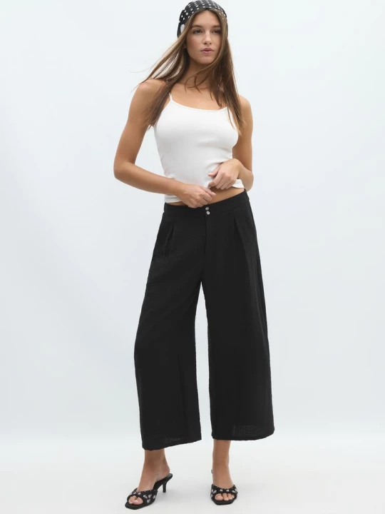 Obrázek produktu Stradivarius Rustikální Kalhoty Culottes Black