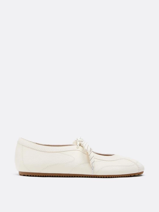 Obrázek produktu Stradivarius Sneakeriny S Mašlí Bílá