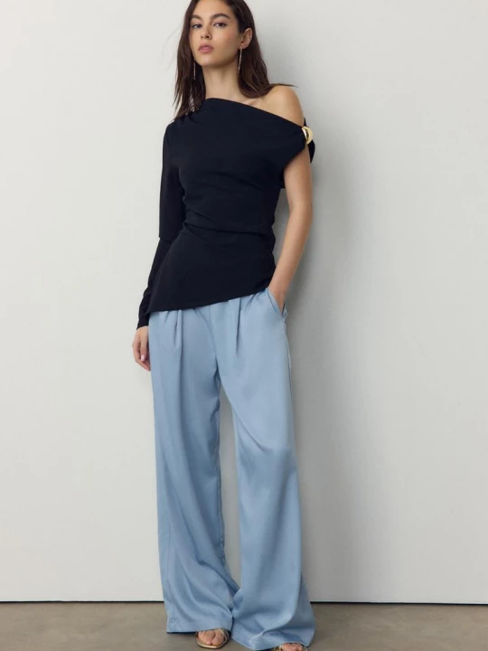 Obrázek produktu Stradivarius Splývavé Kalhoty Se Zmačkaným Efektem A Zavazováním Sky Blue