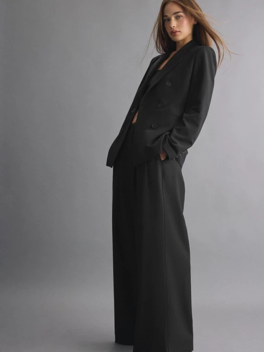 Obrázek produktu Stradivarius Společenské Wide Leg Kalhoty S Nastavitelnými Knoflíky Black
