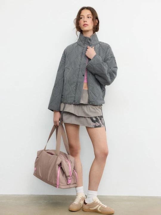 Obrázek produktu Stradivarius Sukně S Volány A Umístěným Potiskem Beige