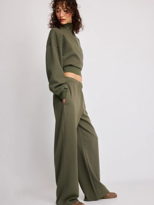 Obrázek produktu Stradivarius Kalhoty Jogger, Široké Nohavice Khaki
