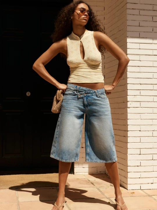 Obrázek produktu Stradivarius Top Se Stojáčkem Bez Rukávů Pastel Yellow