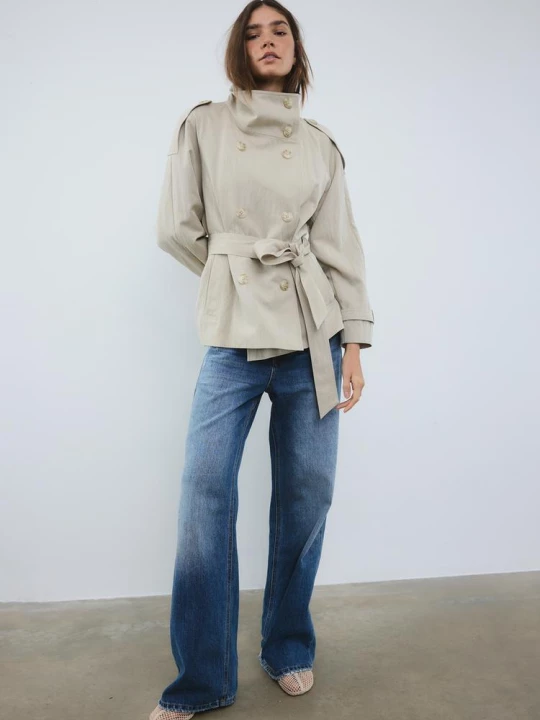 Obrázek produktu Stradivarius Trenčkot S Vysokým Límcem Beige