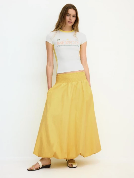 Obrázek produktu Stradivarius Tričko S Kontrastním Límečkem Pastel Yellow