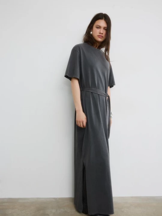 Obrázek produktu Stradivarius Tričkové Šaty Krátkým Rukávem Dark Grey