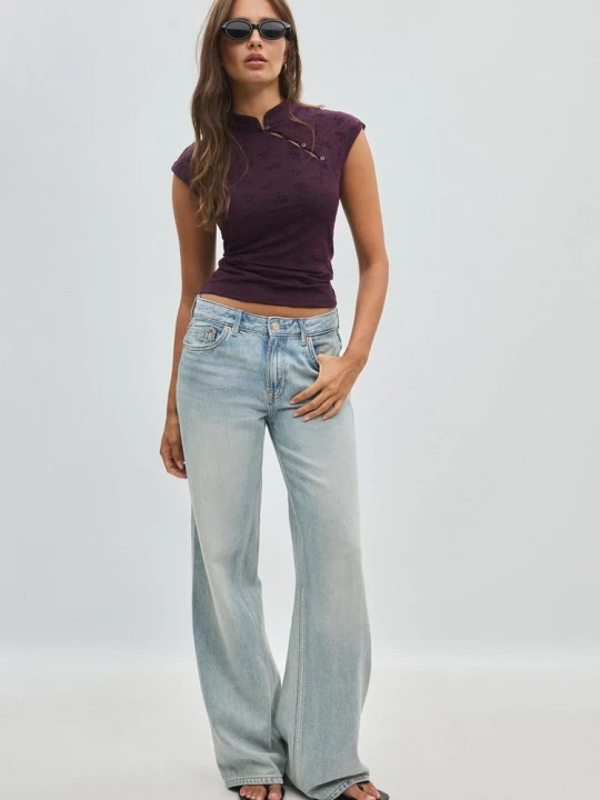 Obrázek produktu Stradivarius Vločkované Tričko Se Stojáčkem Purple