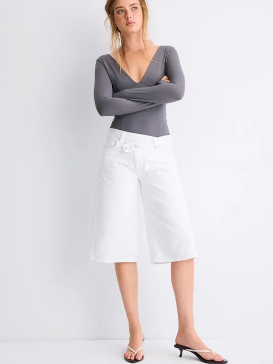 Obrázek produktu Stradivarius Body S Výstřihem Do V A Střihem Pod Prsy Dark Grey