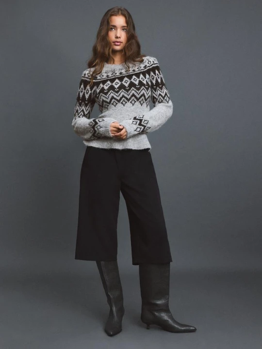 Obrázek produktu Stradivarius Žakárový Svetr S Peplum Šedý Melír