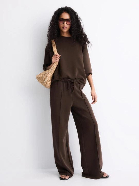 Obrázek produktu Stradivarius Základní Mikina S Jemným Dotykem Brown