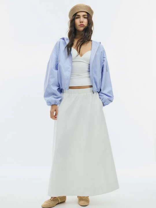 Obrázek produktu Stradivarius Základní Nylonová Bunda S Kapucí A Pruhy Sky Blue