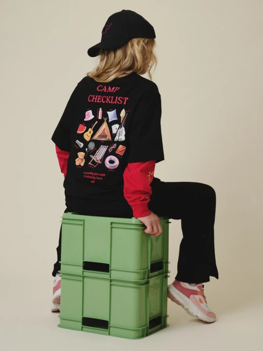 Obrázek produktu 4F T-shirt loose s potiskem dívčí - černý 146 / 152 (10-12 let)