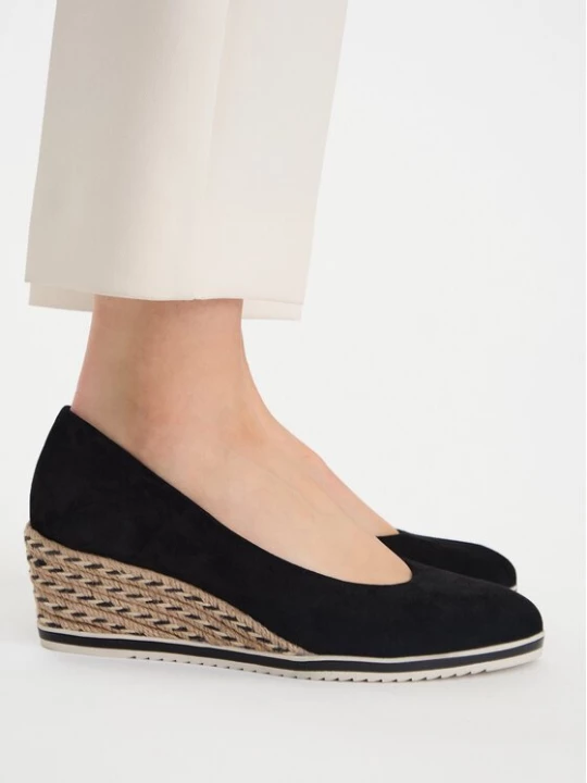 Obrázek produktu Tamaris Polobotky 1-22303-42 Černá