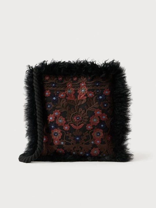 Obrázek produktu Taška s příčným popruhem Antik Batik černá